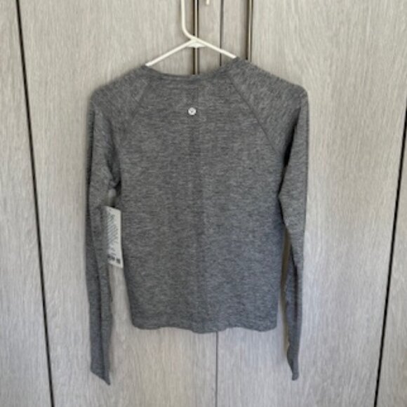 Lululemon Swiftly Tech Long-Sleeve Shirt 2.0 Race Length in Slate/White Size 8 - Picture 4 of 8